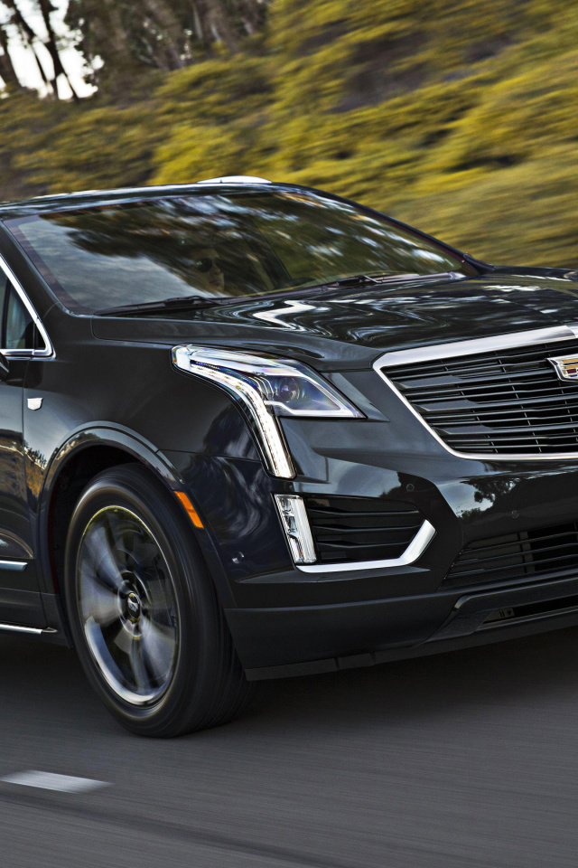 Обои 2019 Cadillac XT5 Sport Package 640x960