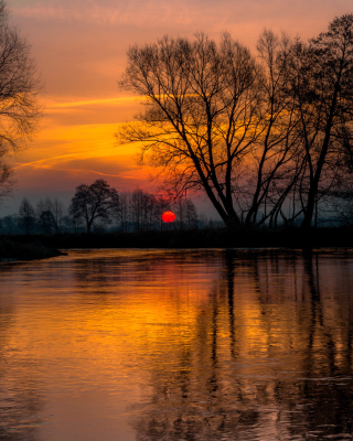 Atmospheric optic Reflection and Sunset - Obrázkek zdarma pro 640x1136