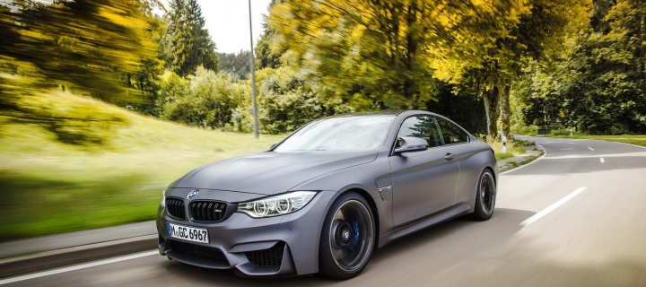 BMW M4 screenshot #1 720x320