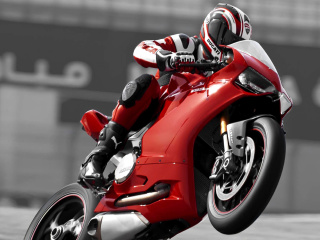Screenshot №1 pro téma Ducati 1199 Superbike 320x240