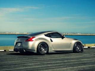 Fondo de pantalla Nissan 370z 320x240