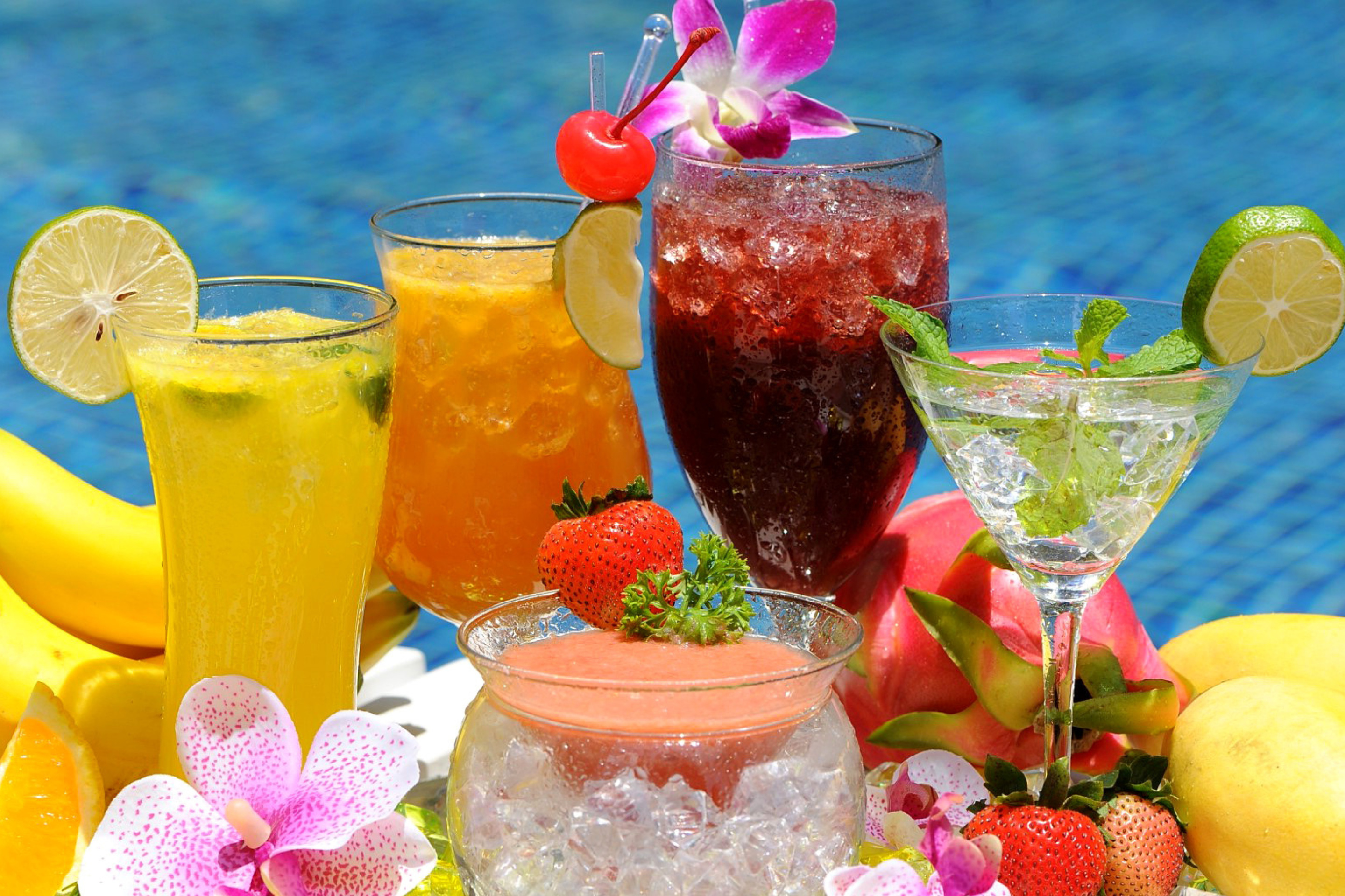 Fondo de pantalla Summer cocktails in hotel All Inclusive 2880x1920