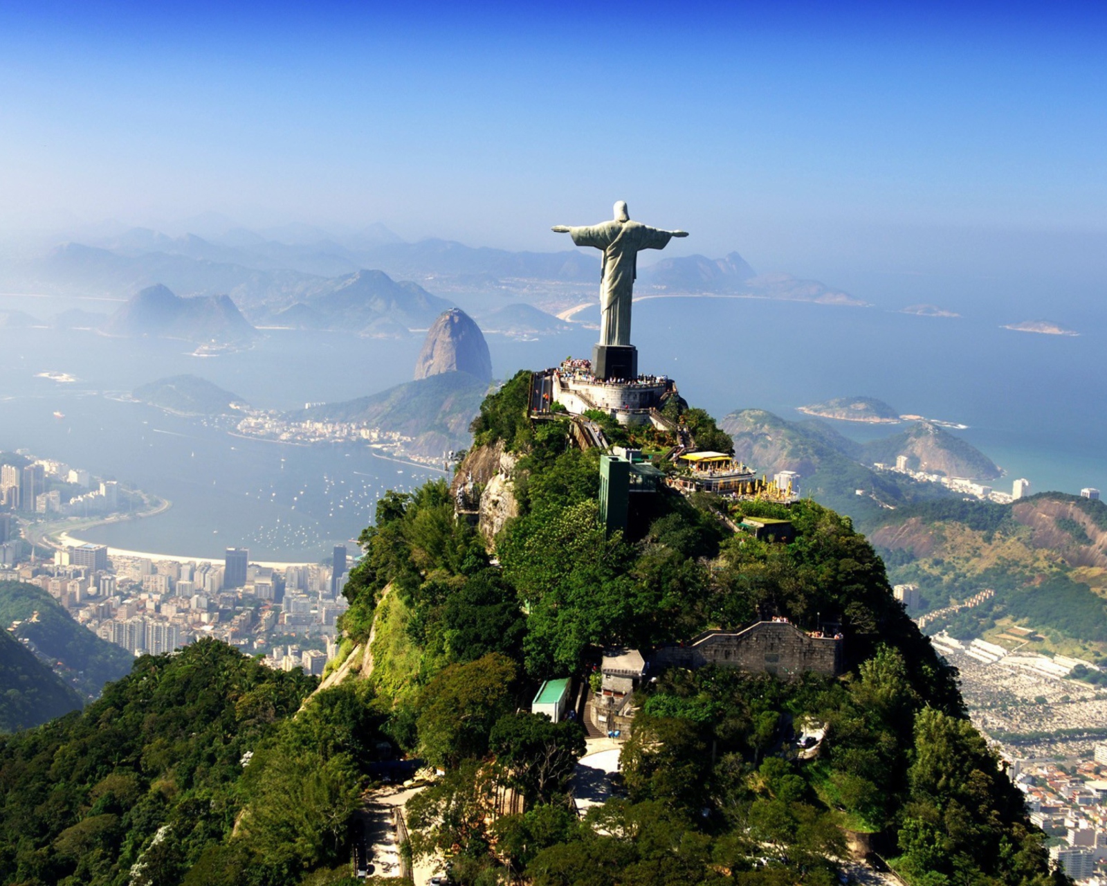 Fondo de pantalla Statue Of Christ On Corcovado Hill In Rio De Janeiro Brazil 1600x1280