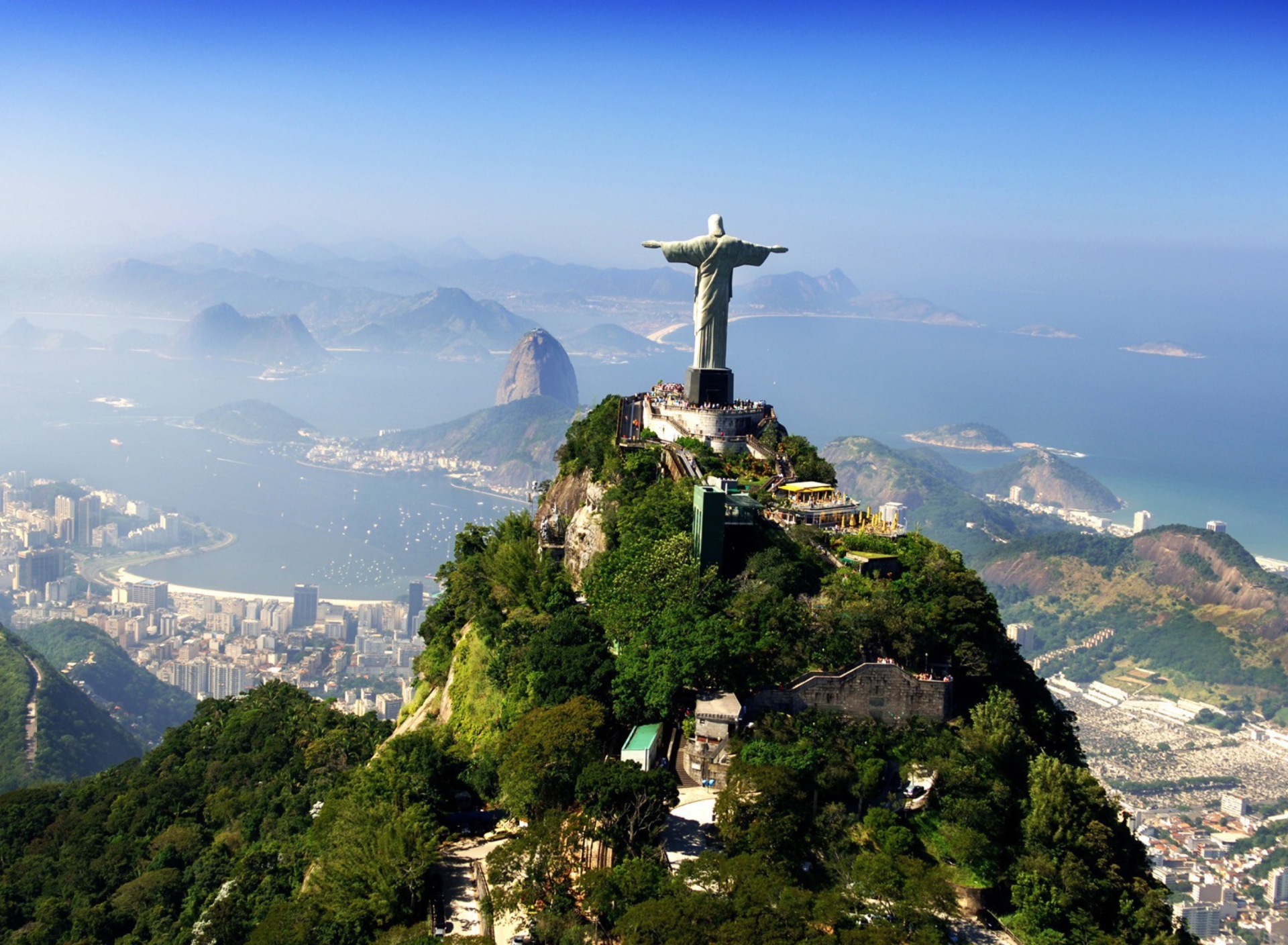 Fondo de pantalla Statue Of Christ On Corcovado Hill In Rio De Janeiro Brazil 1920x1408