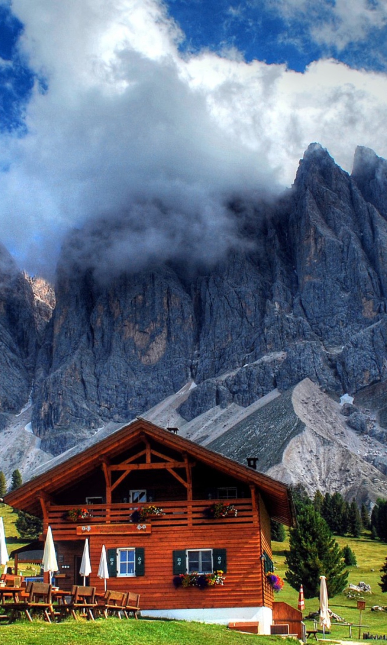 Screenshot №1 pro téma Wooden House In Alps 768x1280