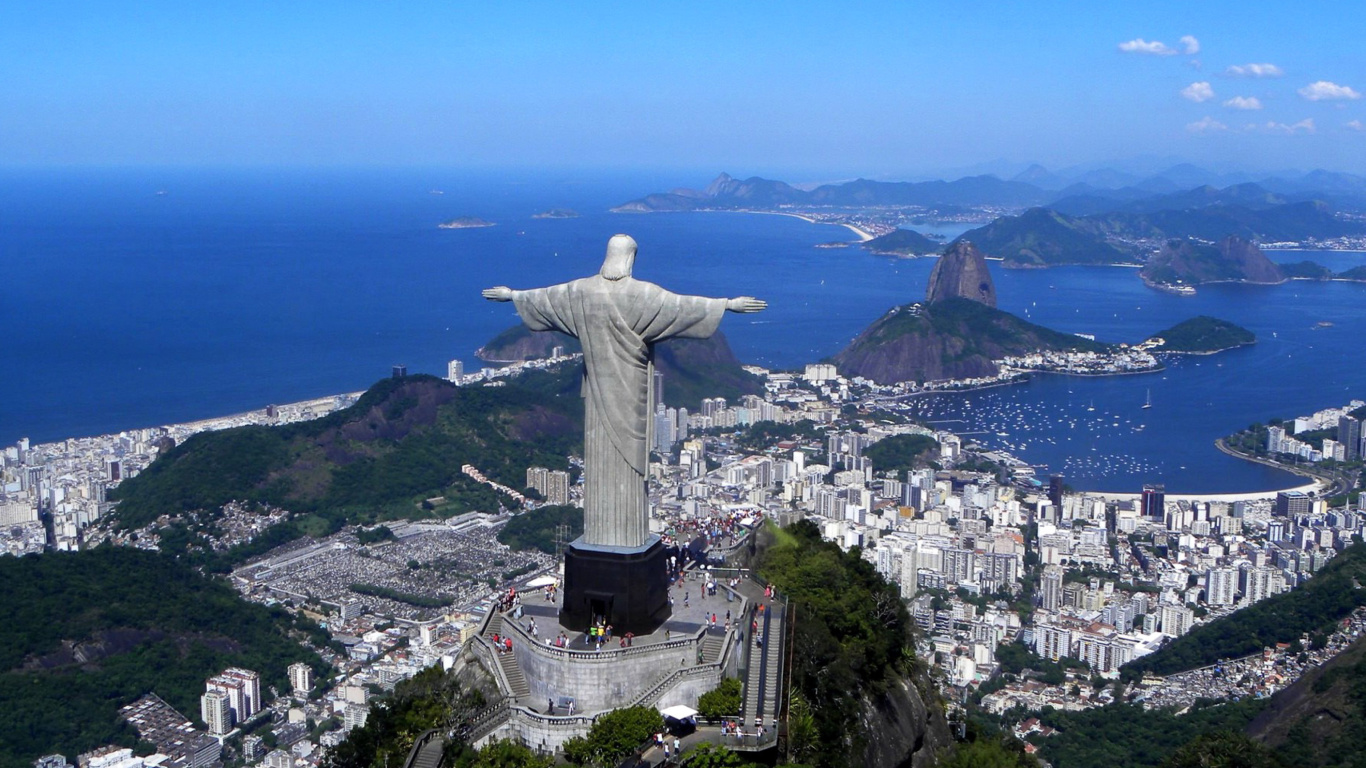 Das Christ the Redeemer statue in Rio de Janeiro Wallpaper 1366x768