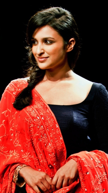 Actress Parineeti Chopra screenshot #1 360x640