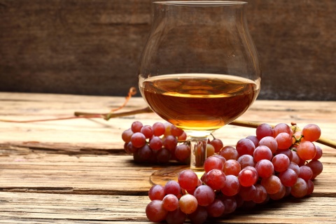 Das Cognac and grapes Wallpaper 480x320