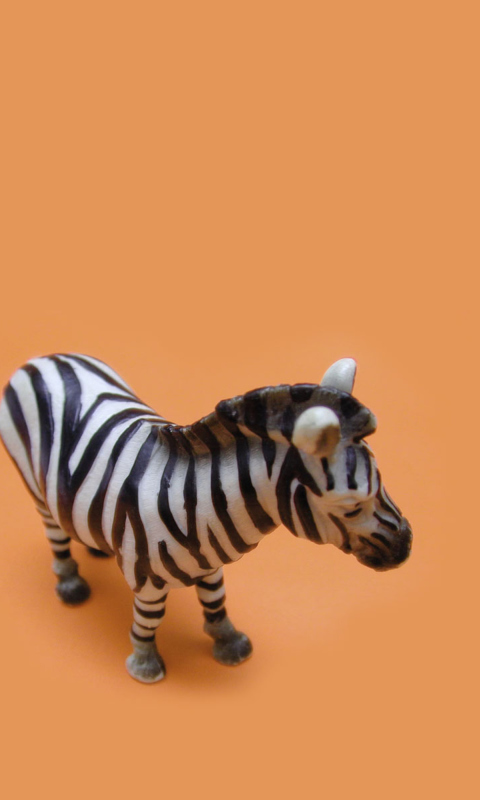 Fondo de pantalla Zebra Toy 480x800
