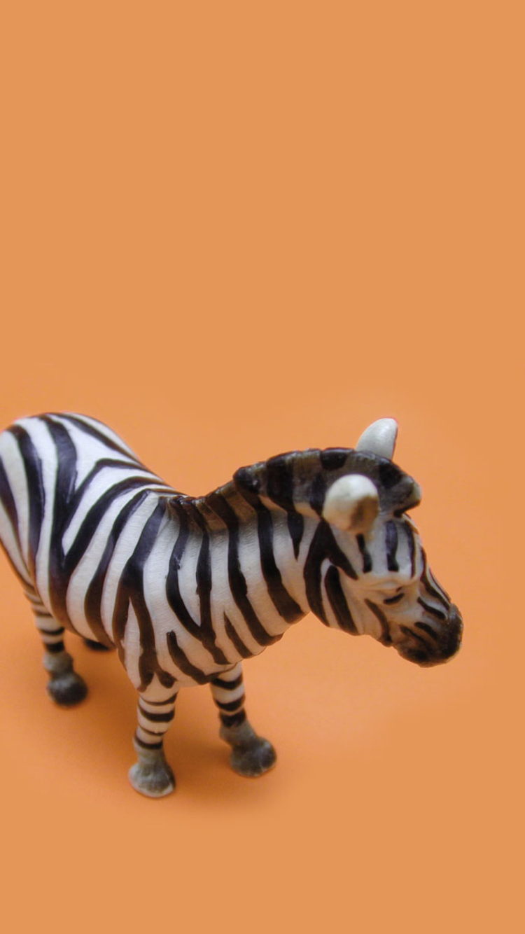 Sfondi Zebra Toy 750x1334