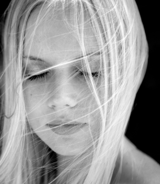 Blonde Girl - Obrázkek zdarma pro Nokia C2-06