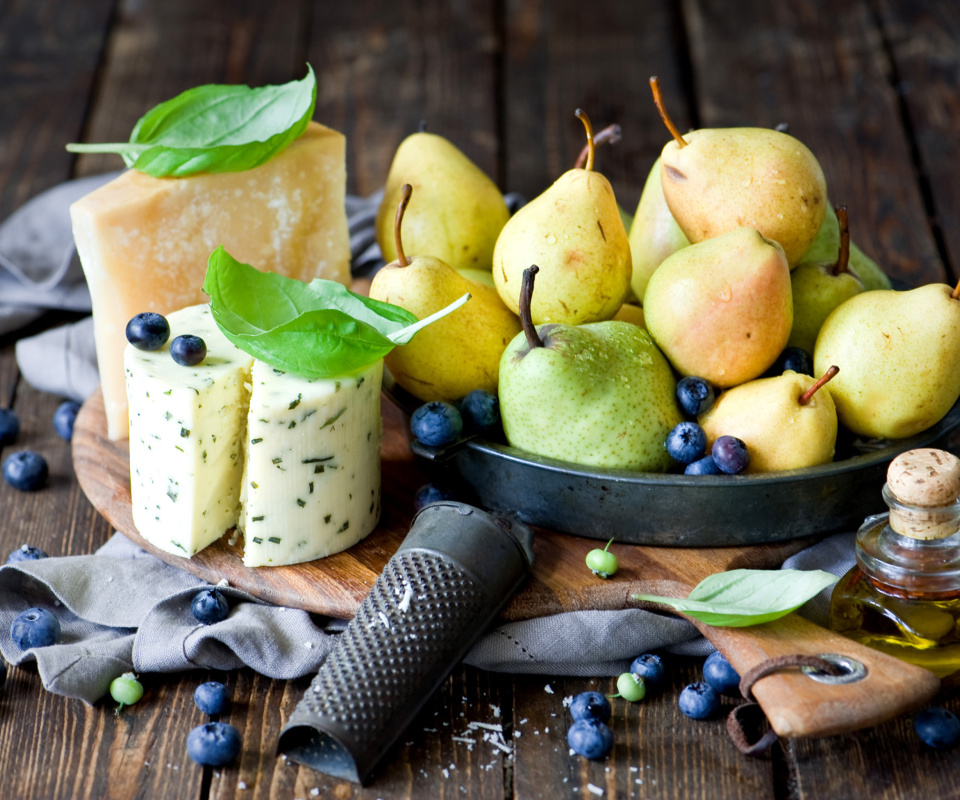 Pears and cheese DorBlu wallpaper 960x800