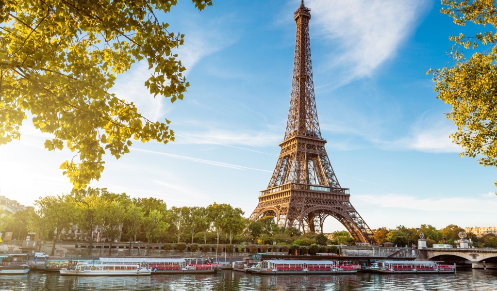 Обои Paris Symbol Eiffel Tower 1024x600