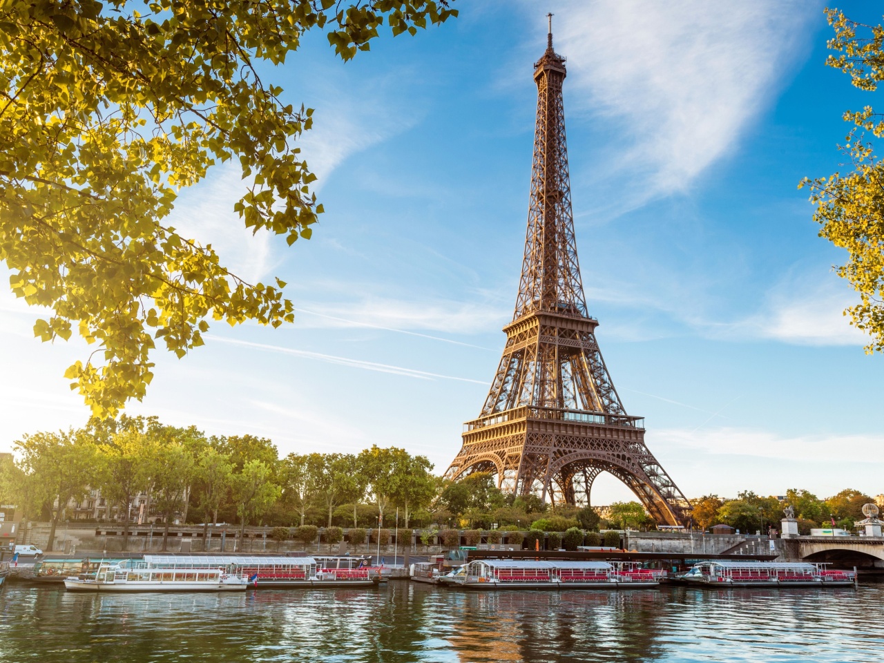 Обои Paris Symbol Eiffel Tower 1280x960