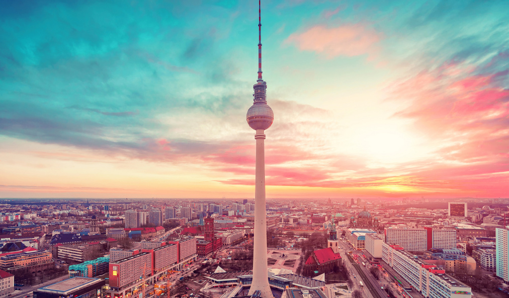 Berlin TV Tower Berliner Fernsehturm wallpaper 1024x600
