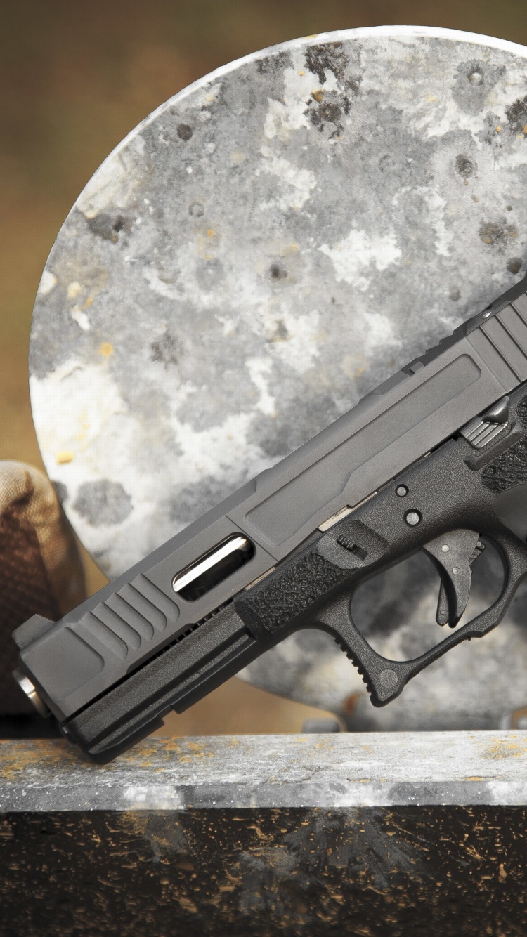 Fondo de pantalla Glock 17 Austrian Pistol 750x1334