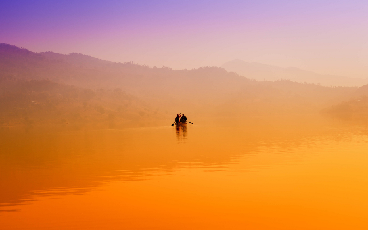 Foggy Lake And Lonely Boat wallpaper 1280x800