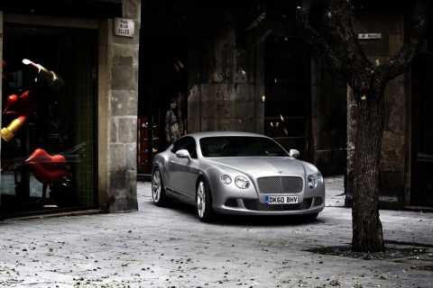 Screenshot №1 pro téma 2011 Bentley Continental Gt 480x320