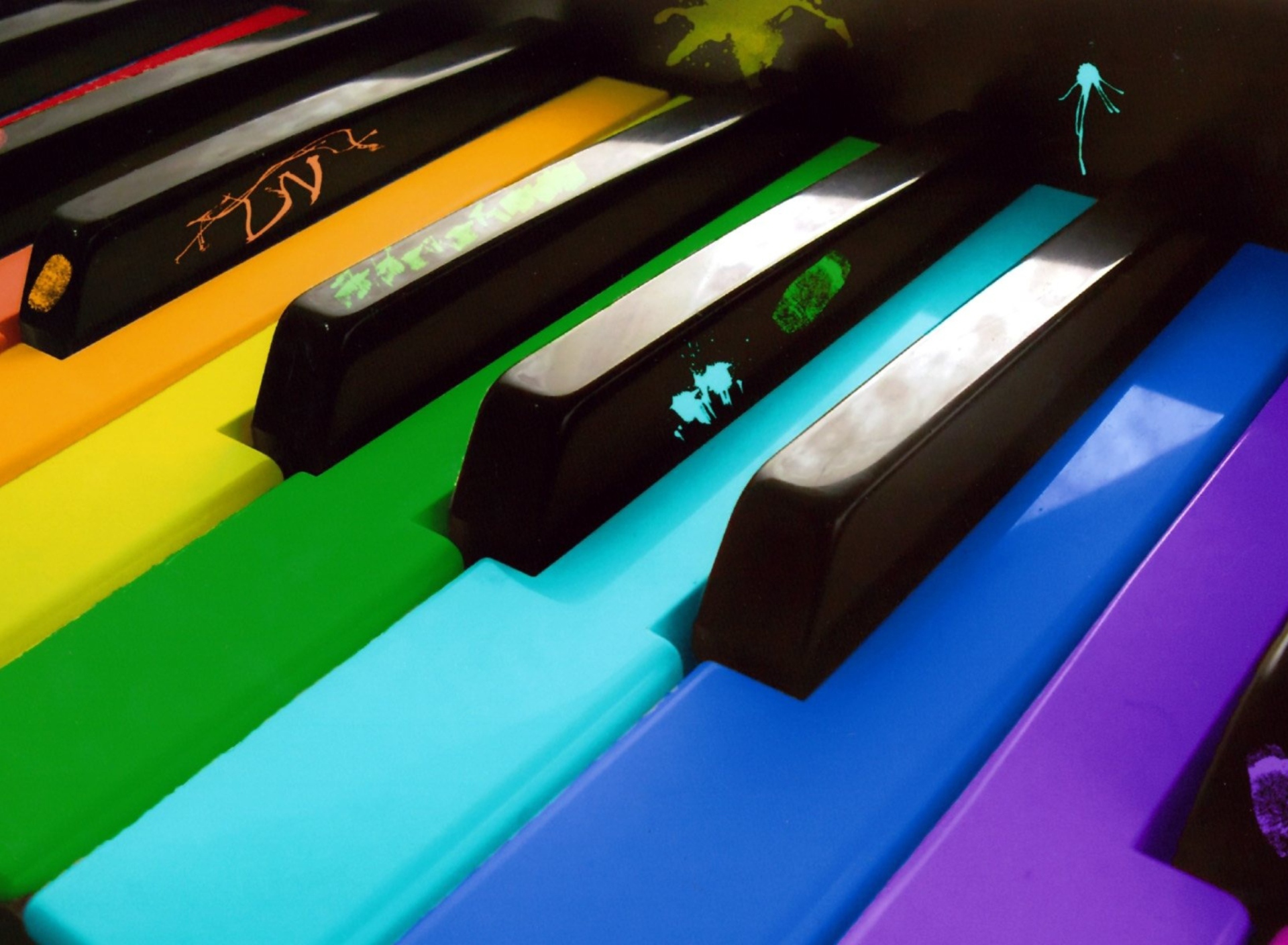Screenshot №1 pro téma Colorful Piano Keyboard 1920x1408