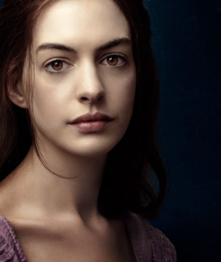 Anne Hathaway In Les Miserables papel de parede para celular para Nokia C2-00
