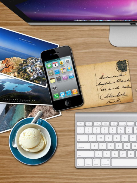 Das Apple Table with Postcards Wallpaper 480x640