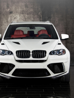 Das BMW X5 Wallpaper 240x320