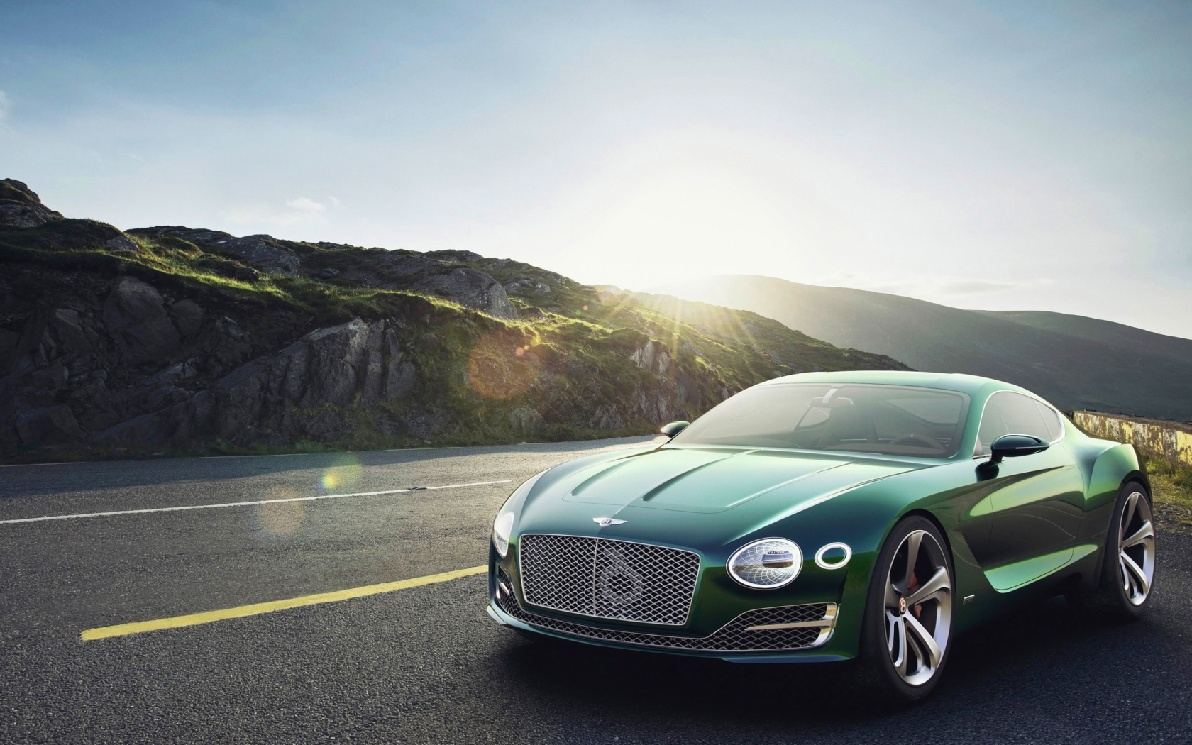 Screenshot №1 pro téma Bentley EXP 10 Speed 6 Concept 1680x1050