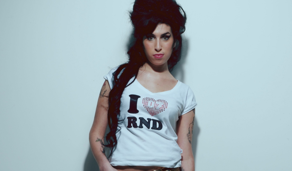 Screenshot №1 pro téma Amy Winehouse 1024x600