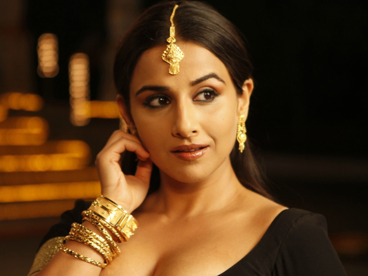 Screenshot №1 pro téma Vidya Balan 1280x960