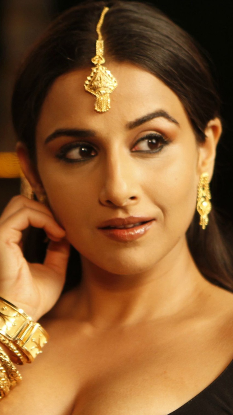 Screenshot №1 pro téma Vidya Balan 750x1334