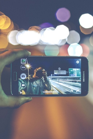 Samsung Selfie wallpaper 320x480