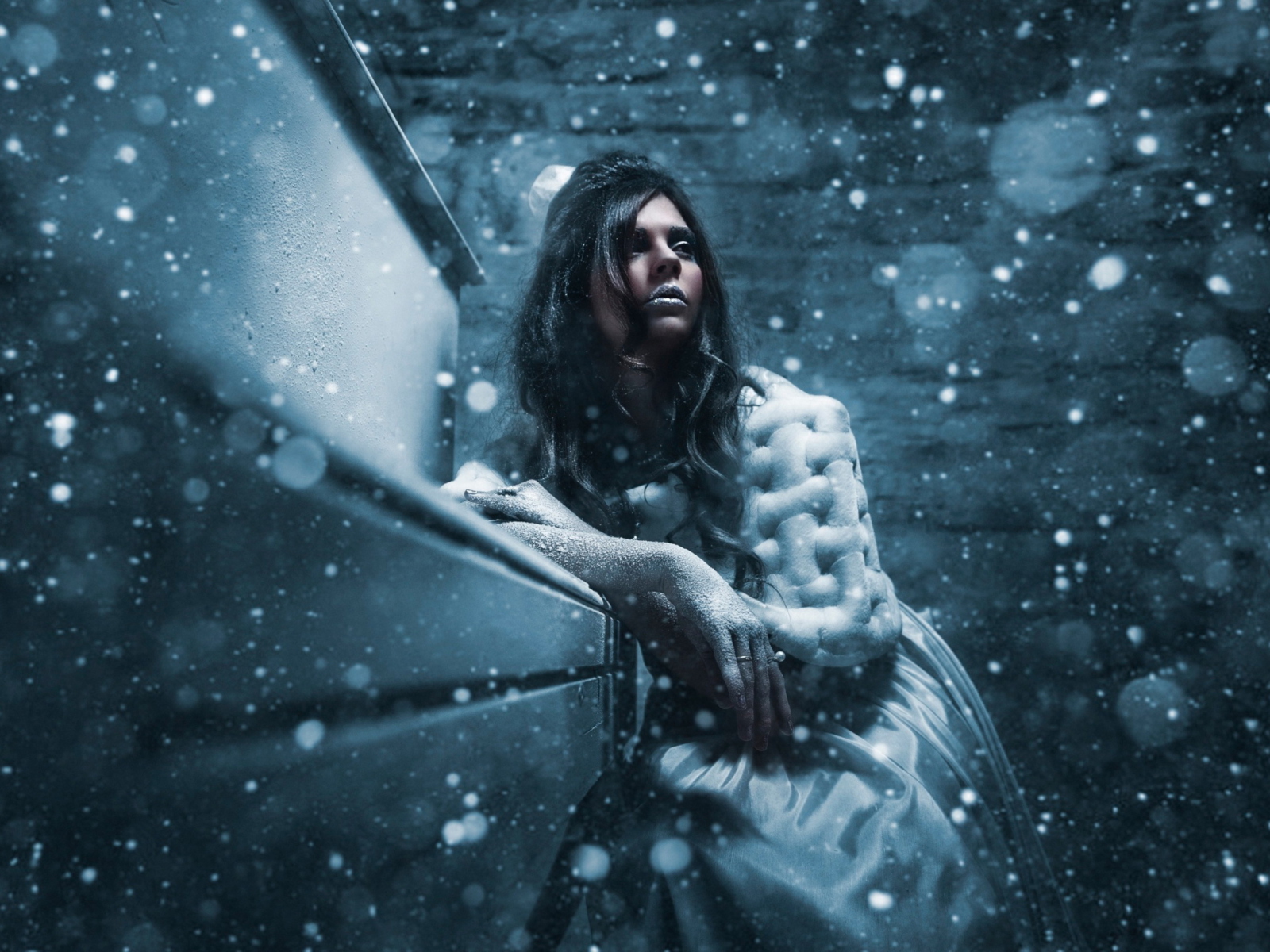 Fondo de pantalla Snow Woman 1600x1200