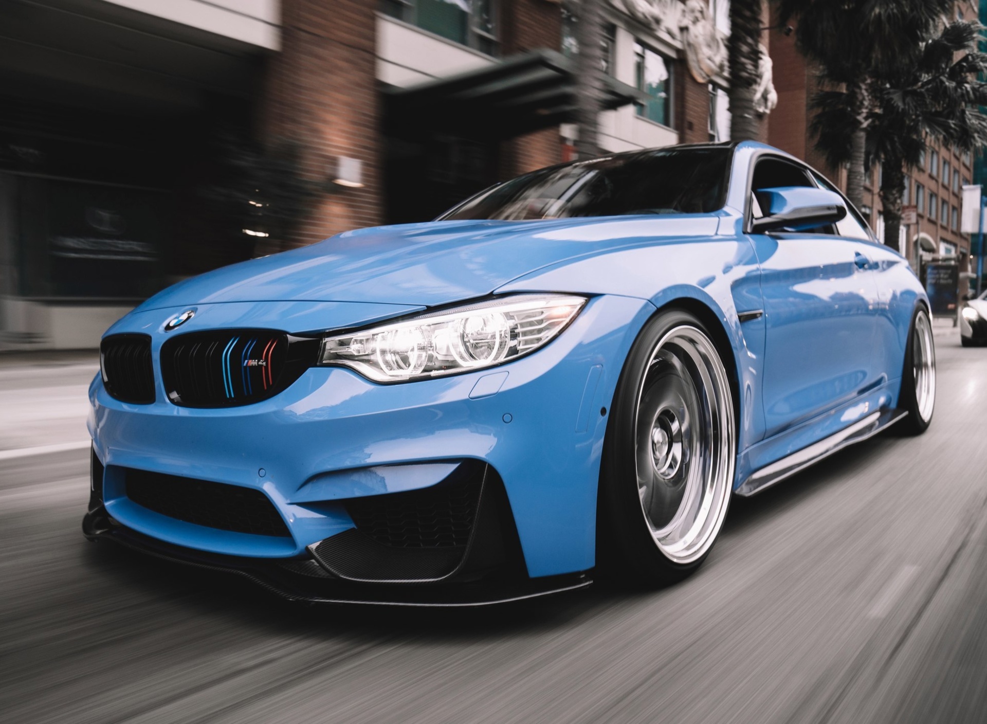 Screenshot №1 pro téma BMW M3 Blue 1920x1408