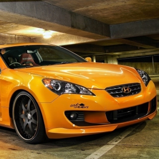 Hyundai Genesis Orange - Obrázkek zdarma pro iPad