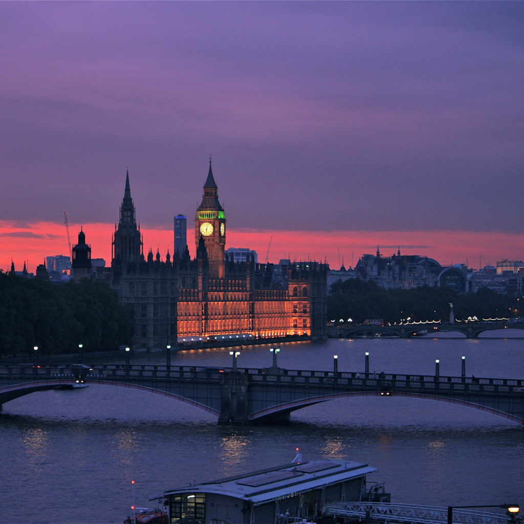 London At Night screenshot #1 1024x1024