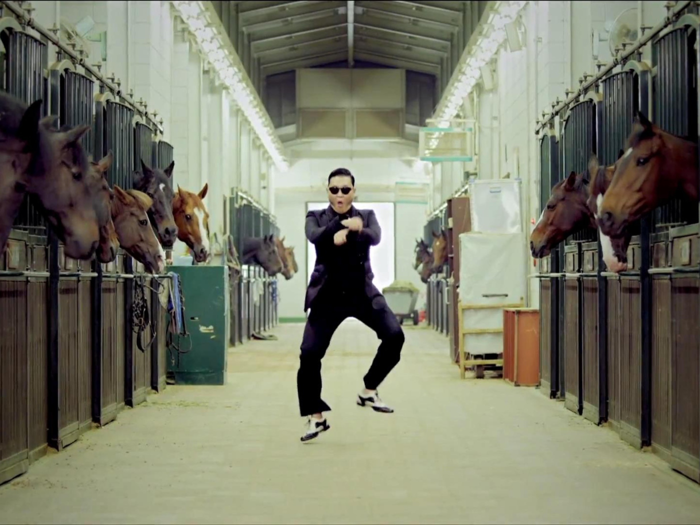 Screenshot №1 pro téma Gangnam Style Dancing 1400x1050