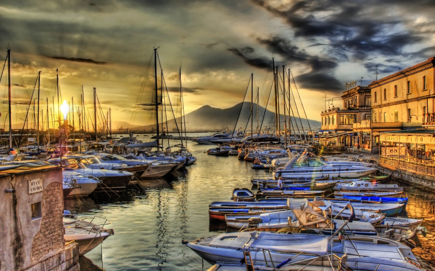 Sfondi Sunrise In Naples 1440x900