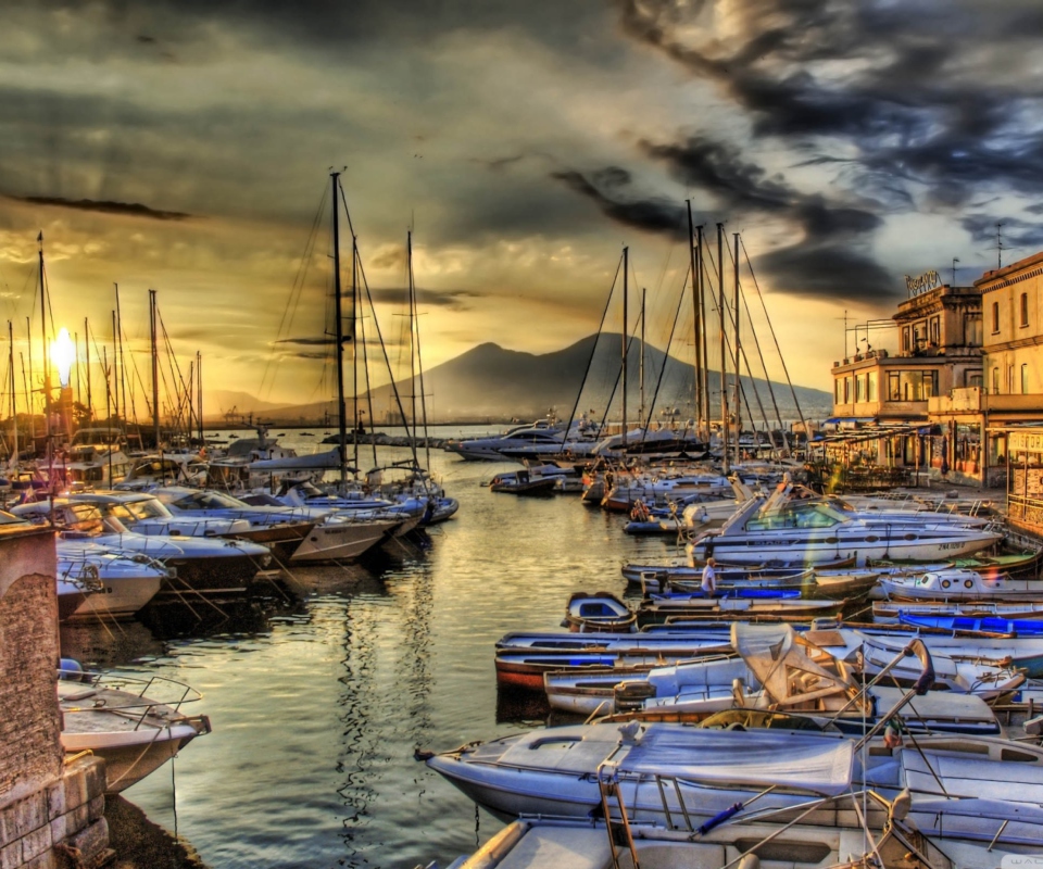 Fondo de pantalla Sunrise In Naples 960x800
