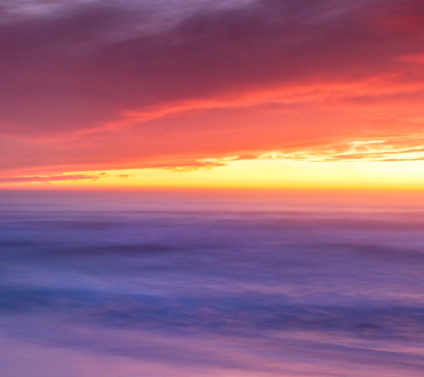 Sfondi Sunset On The Beach 1440x1280