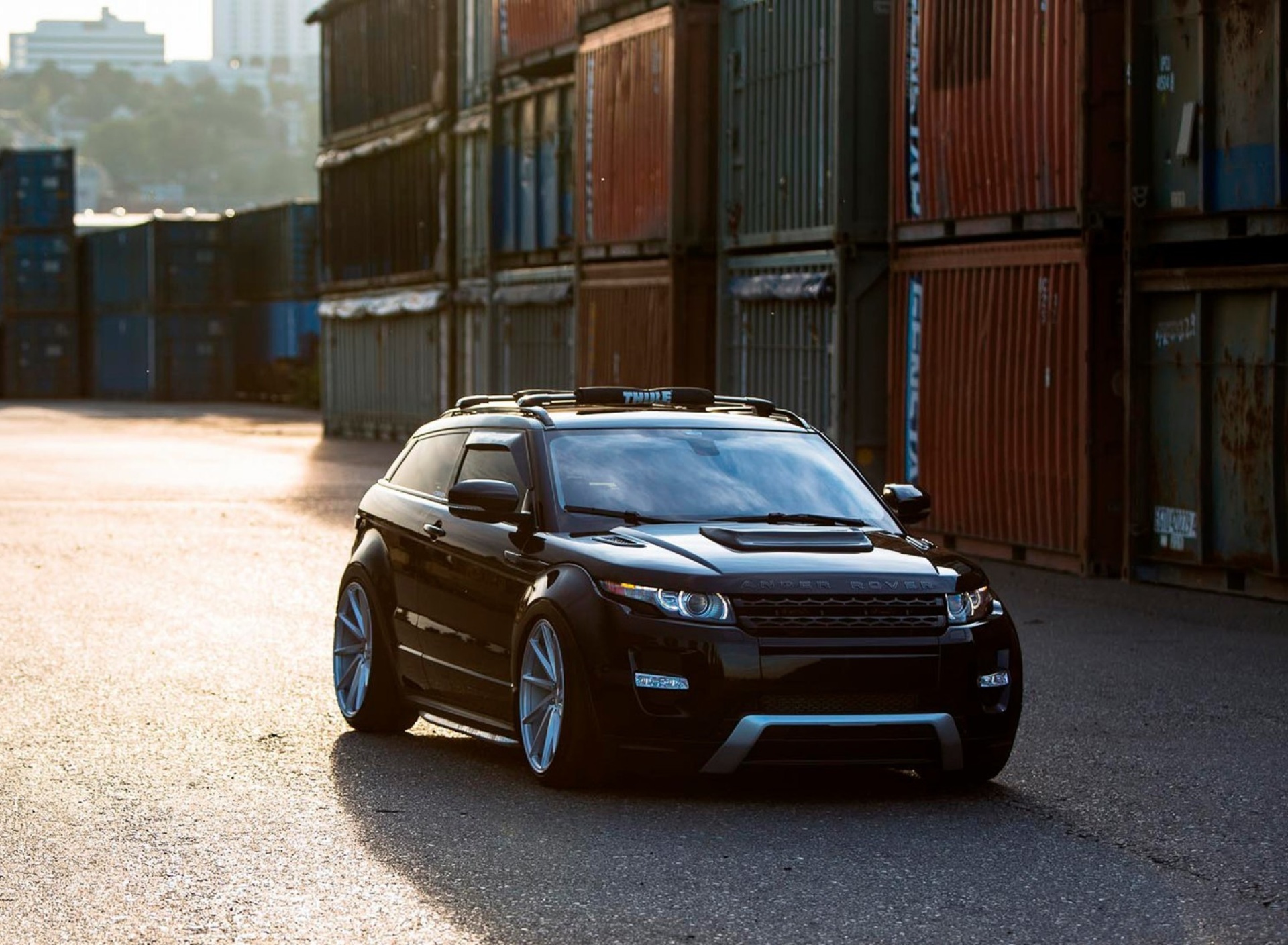 Range Rover wallpaper 1920x1408