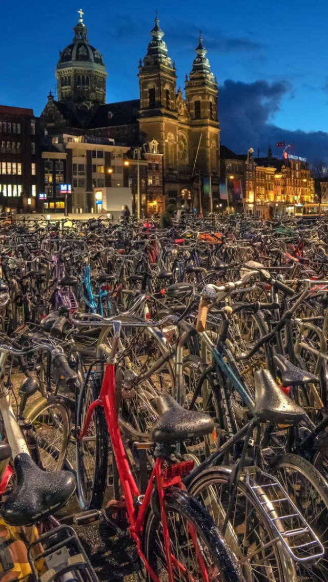 Обои Amsterdam Bike Parking 640x1136