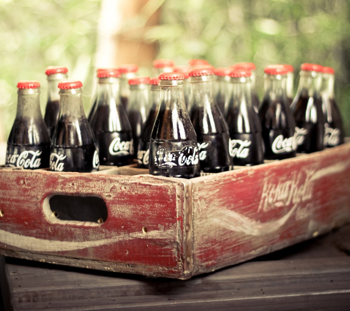 Sfondi Vintage Coca-Cola Bottles 1440x1280