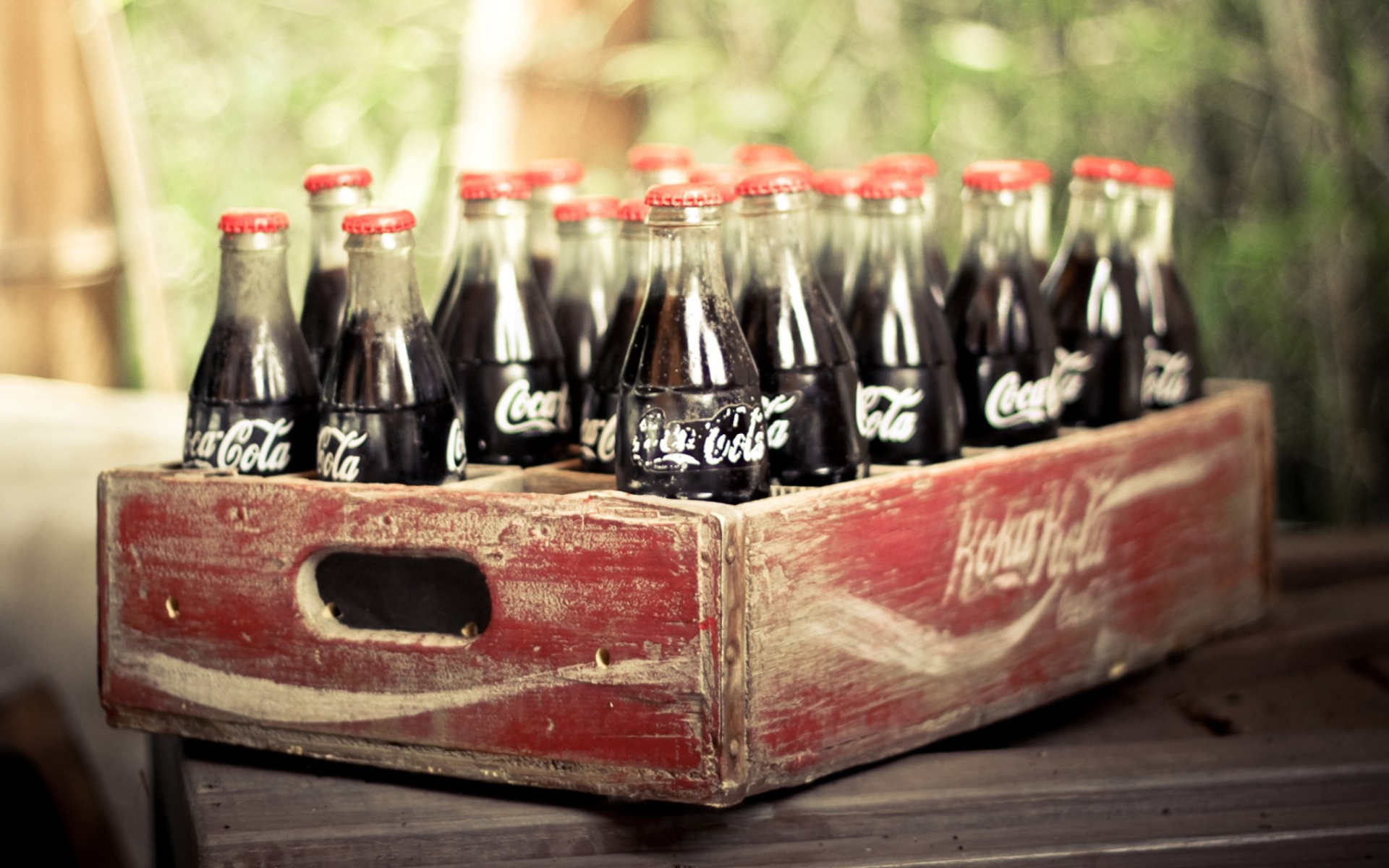 Fondo de pantalla Vintage Coca-Cola Bottles 1920x1200