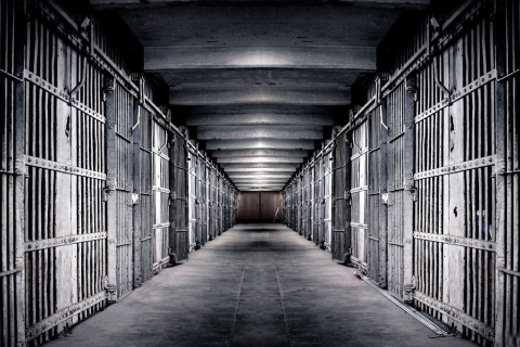 Обои Inside in Alcatraz Prison 480x320