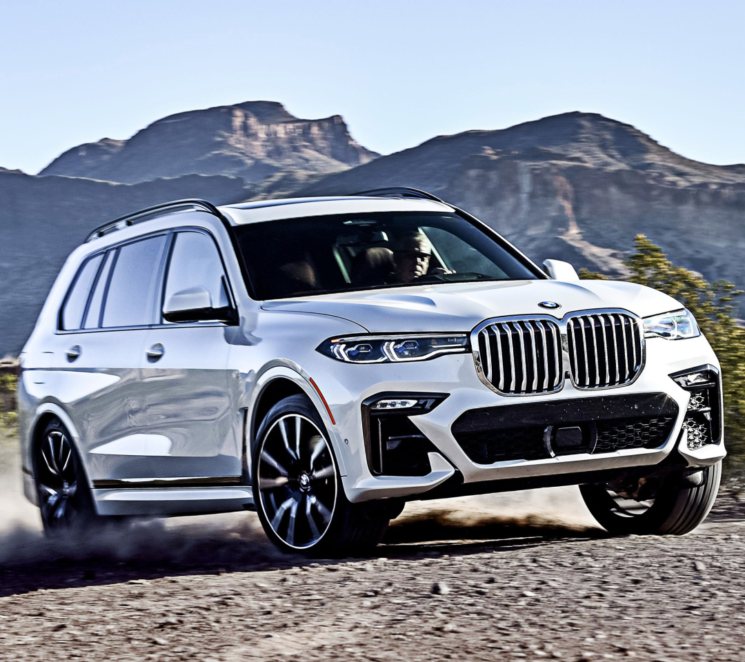 Обои 2019 BMW X7 1080x960