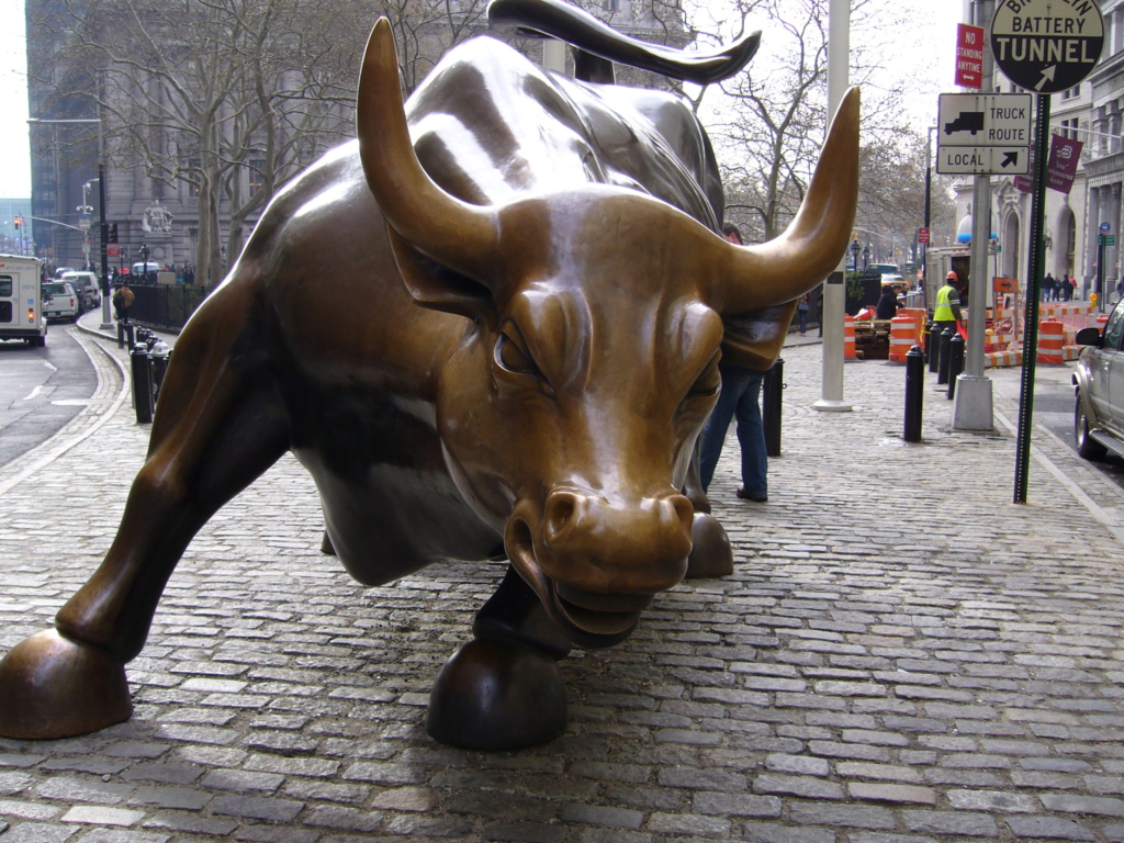 The Wall Street Bull wallpaper 1024x768