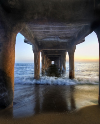 Under The Bridge - Obrázkek zdarma pro iPhone 5S