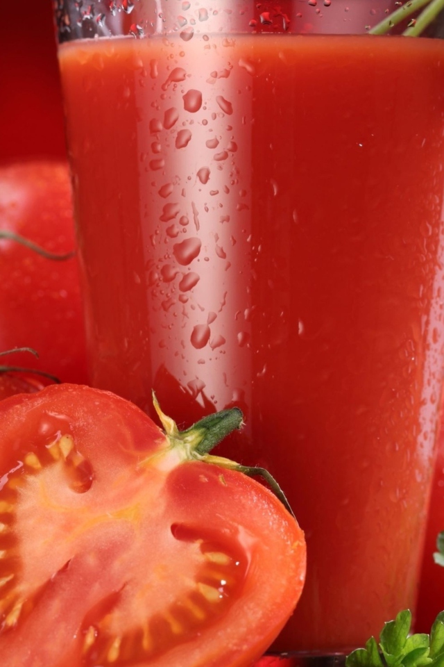 Das Fresh Tomatoe Juice Wallpaper 640x960