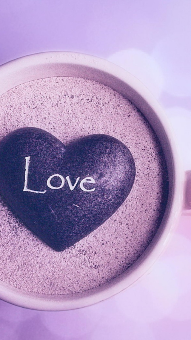 Обои Love In Cup 640x1136
