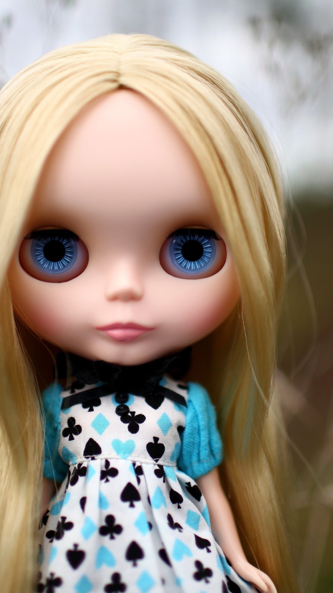 Sfondi Blonde China Doll With Blue Eyes 1080x1920